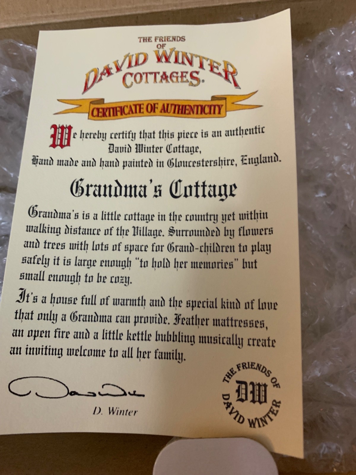 David Winter Cottage Grandmas Cottage Handmade and Hand painted DWF 10 2004
