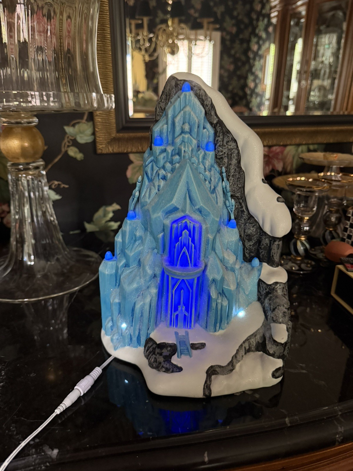 DEPT 56 2015 Disney FROZEN ELSA’S ICE PALACE