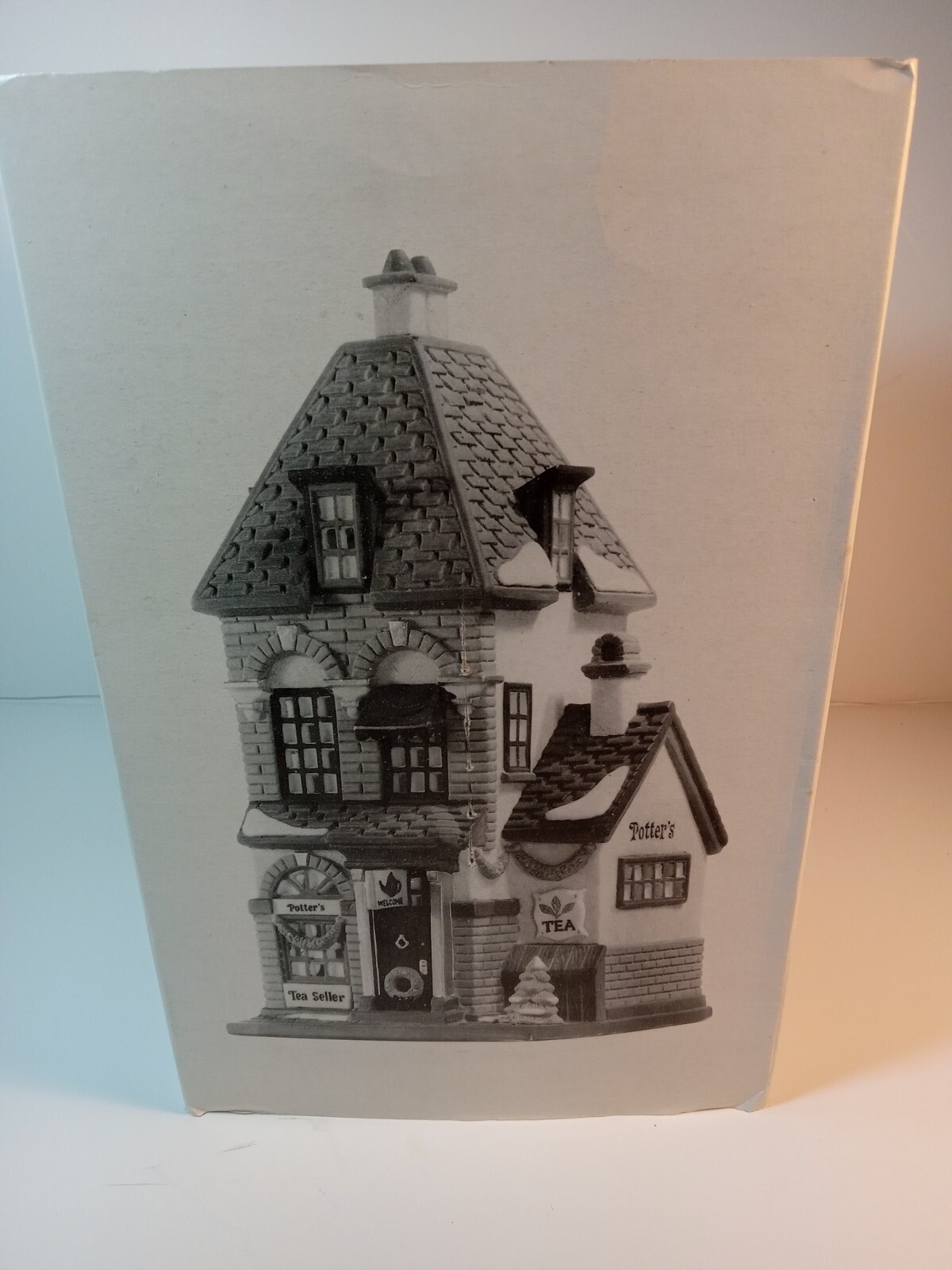 Dept 56 ~ Christmas in City Series ~ Potter’s Tea Seller 1993 Retired w/light