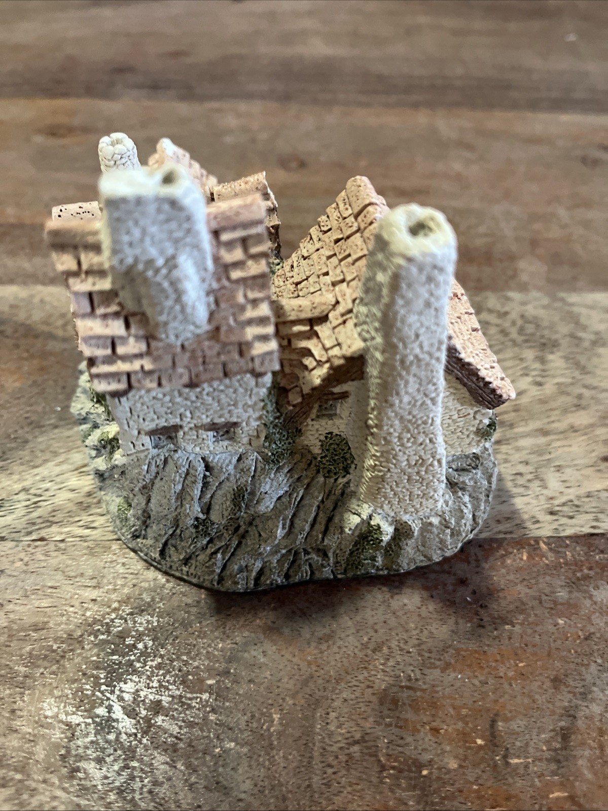 The Green Dragon Pub by David Winter 1983 Vintage 3” Tall