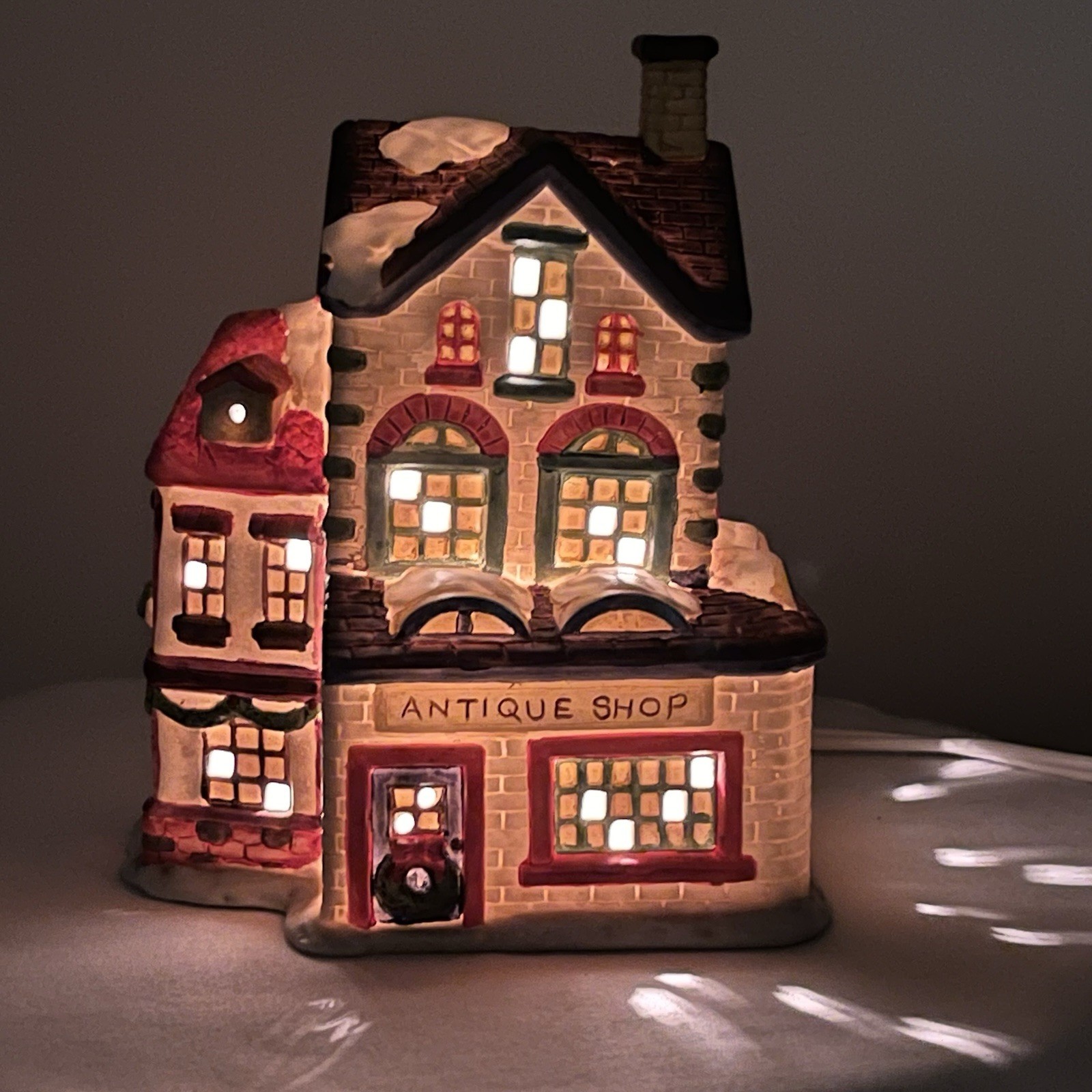Vintage Christmas Village Lighted House “Antique Shop” With New Light Cord