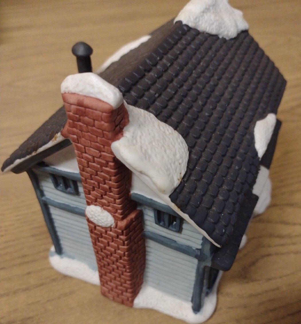 1989 REX & LEE CO. LTD, Lighted Holiday Butcher Shop, 5.5” T no lights included