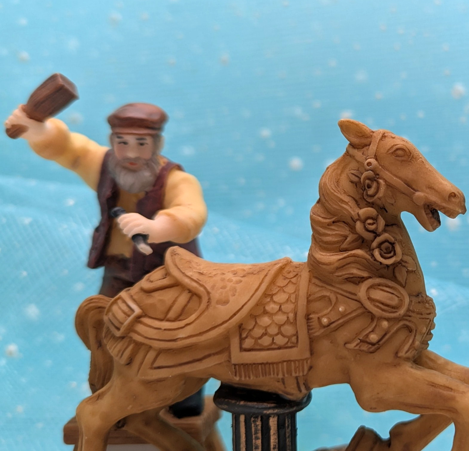O’Well wood carver carousel horse Christmas Village Figurine partial pkg. INV561