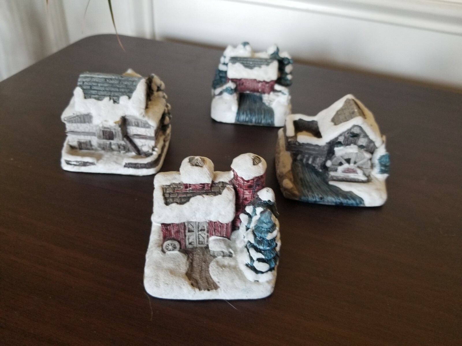 Set of 4 1989 RSVP American Rustic Series Painted Christmas Cottages NO BOXES