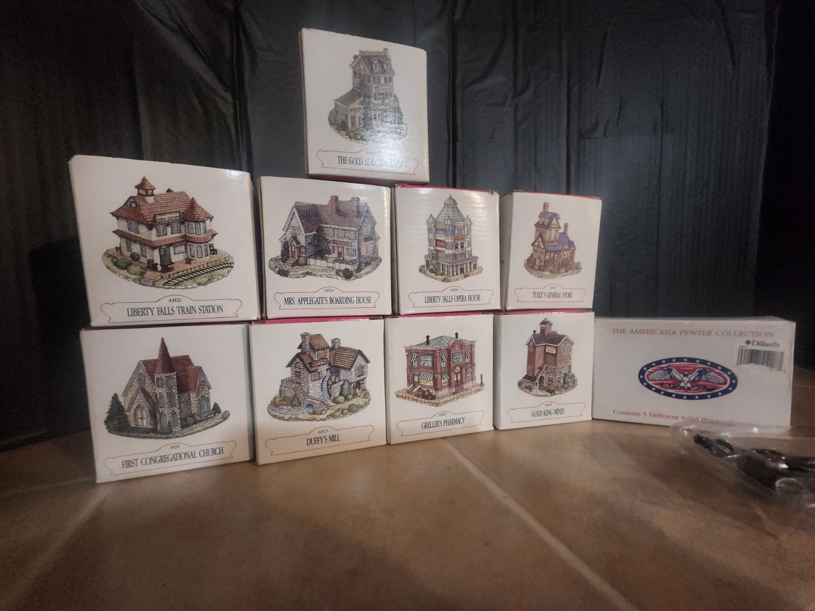 Liberty Falls Americana Collection 10 Piece Set with Original Box Vintage