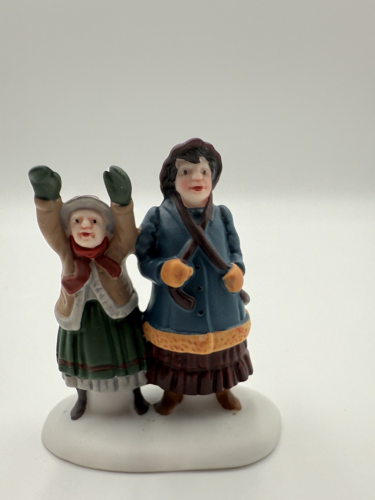 Department 56 – Dickens Village – The Bird Seller (set of 3) #5803-3