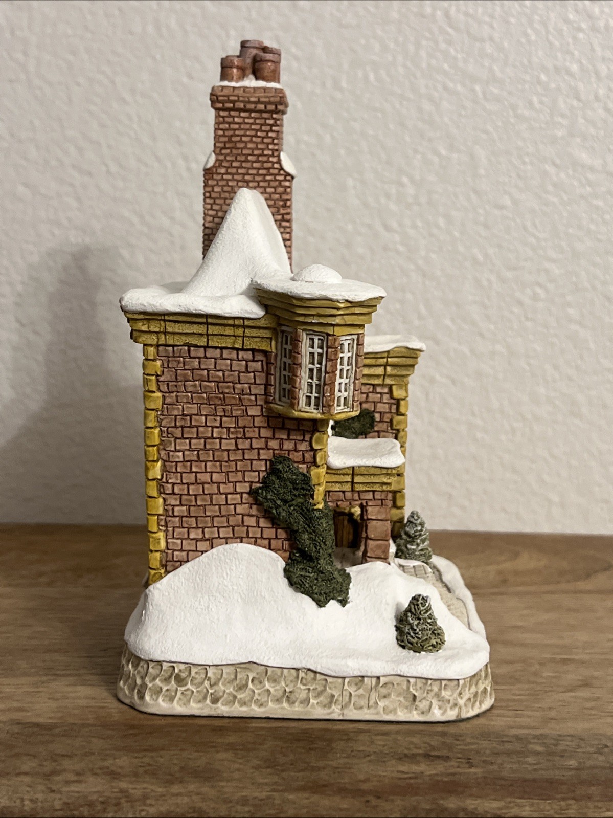Sairey Gamp’s Home Friends of David Winter Cottages FDW 16 Made In England #2