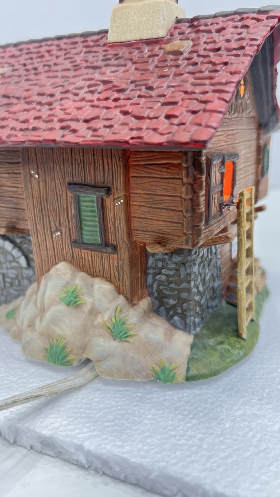 Dept 56 New England Village Series “The Cranberry House” Retired 2000 Complete