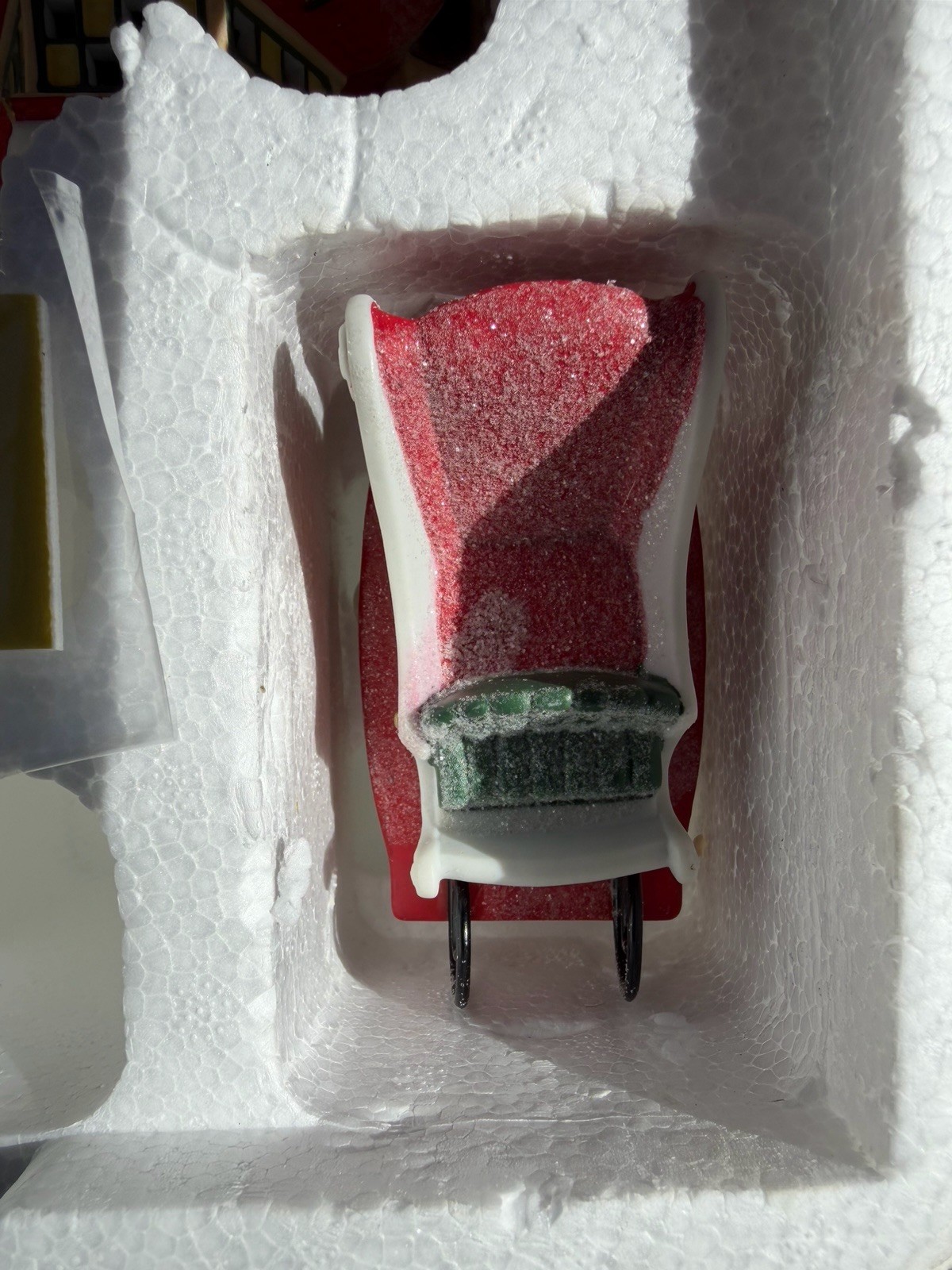 Department 56 NORTH POLE SERIES Santa’s Sleigh Maker #56950 *READ