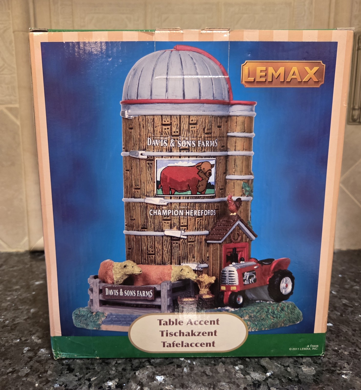 Lemax~Harvest Village Collection Davis & Sons Farms~Table Accent 13908~Retired