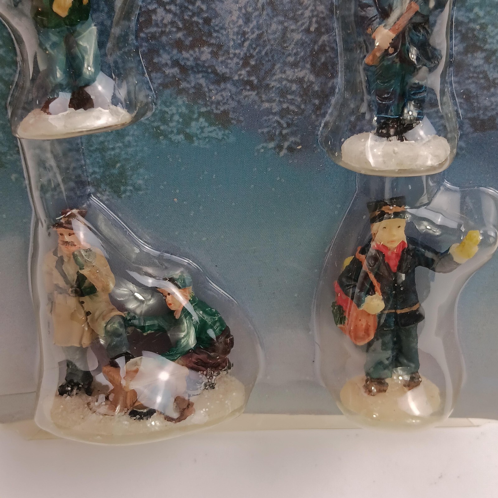Cobblestone Corners Christmas Village Coordinating Accessories Resin Figures