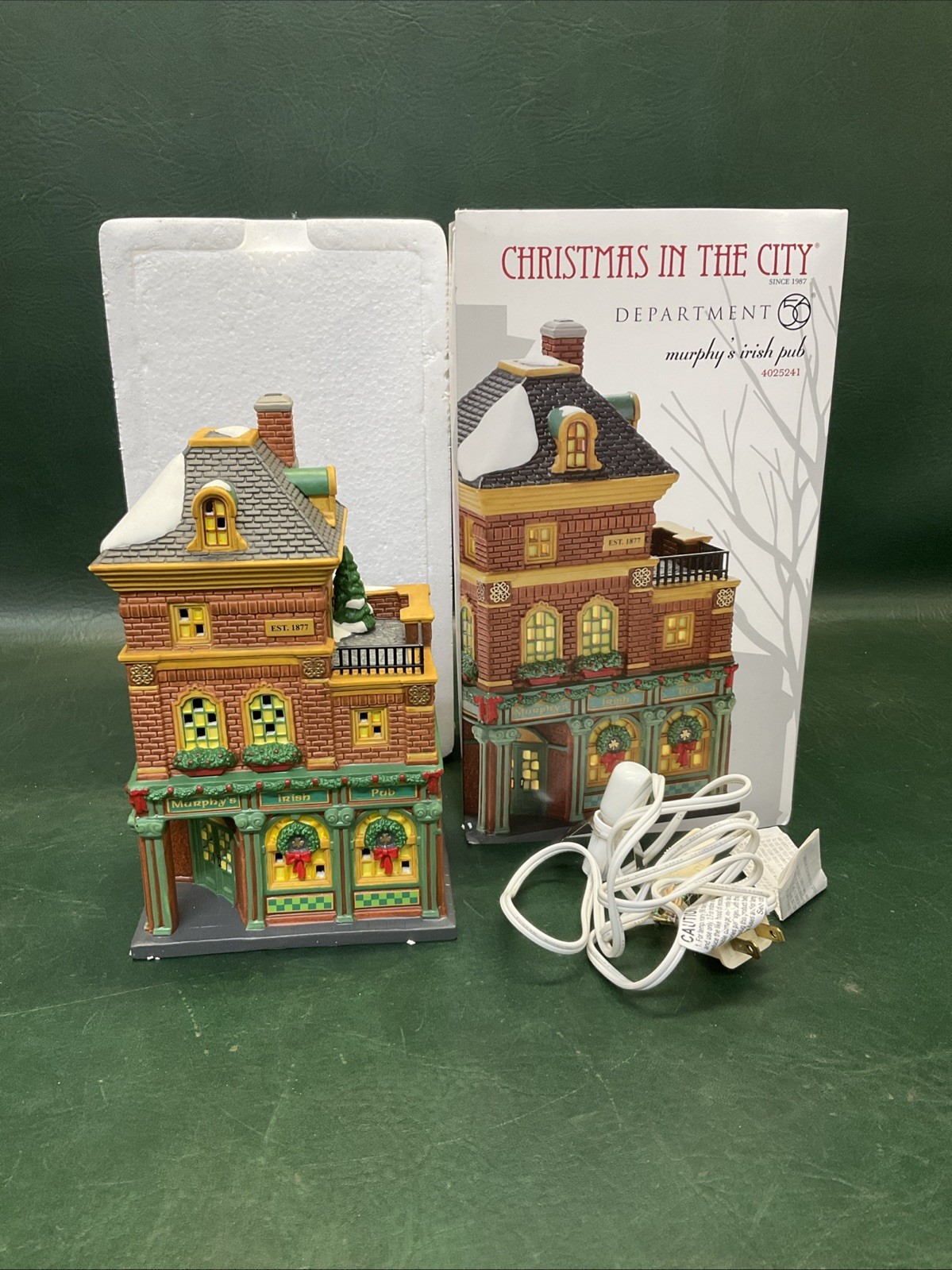 Department 56 Murphy’s Irish Pub Christmas in the City #4025241 Lighted