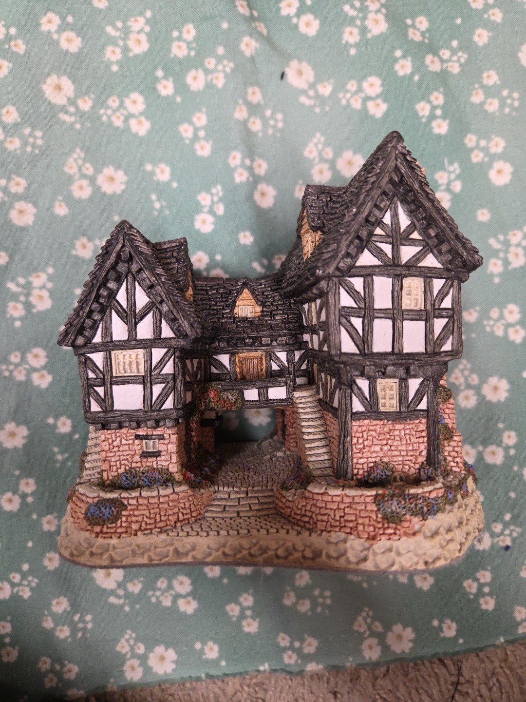 David Winter Cottages Tudor Manor 1981 No Box John Hine