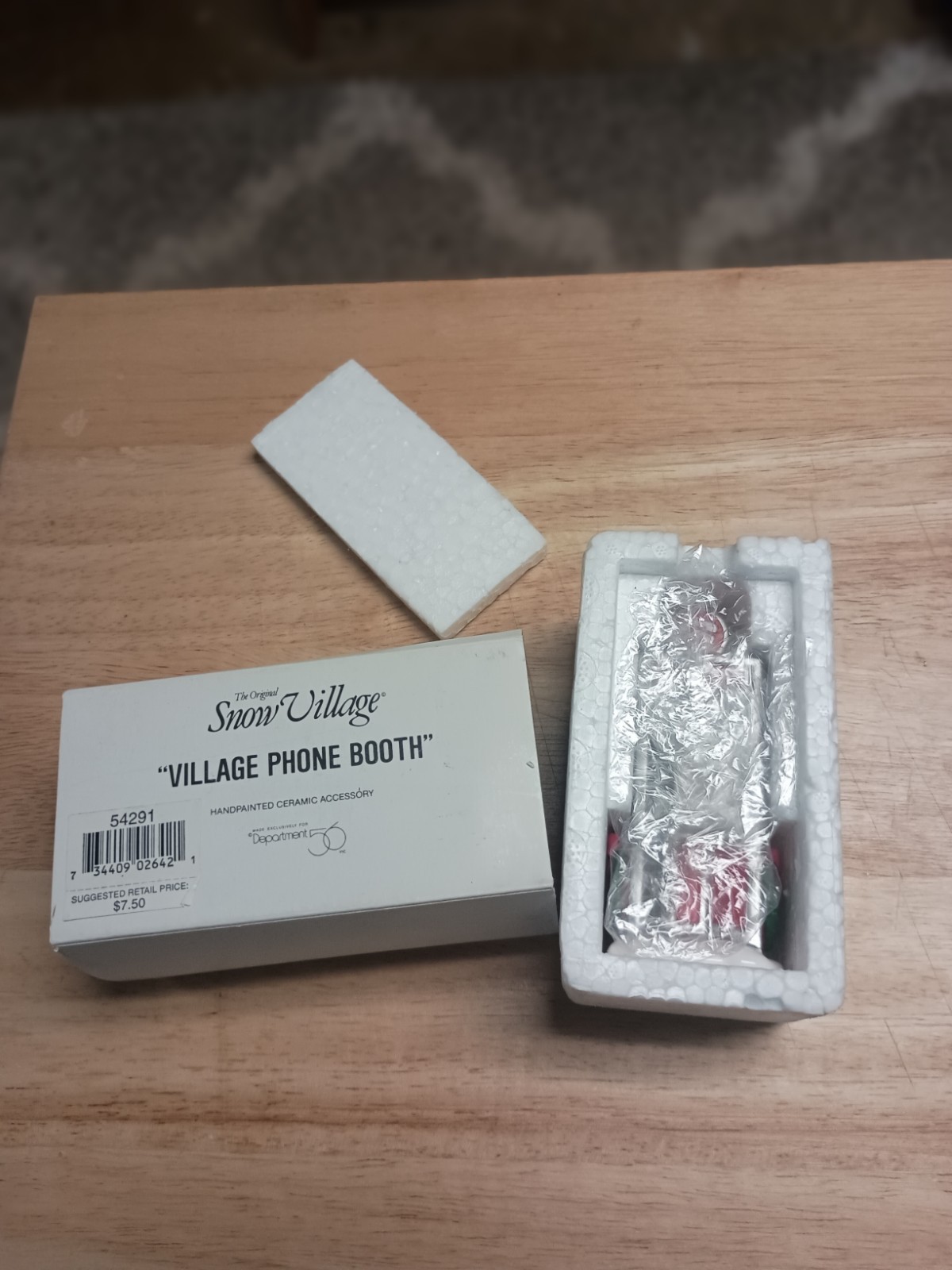 Department 56 The Snow Village Village Phone Booth 5429-1 #138