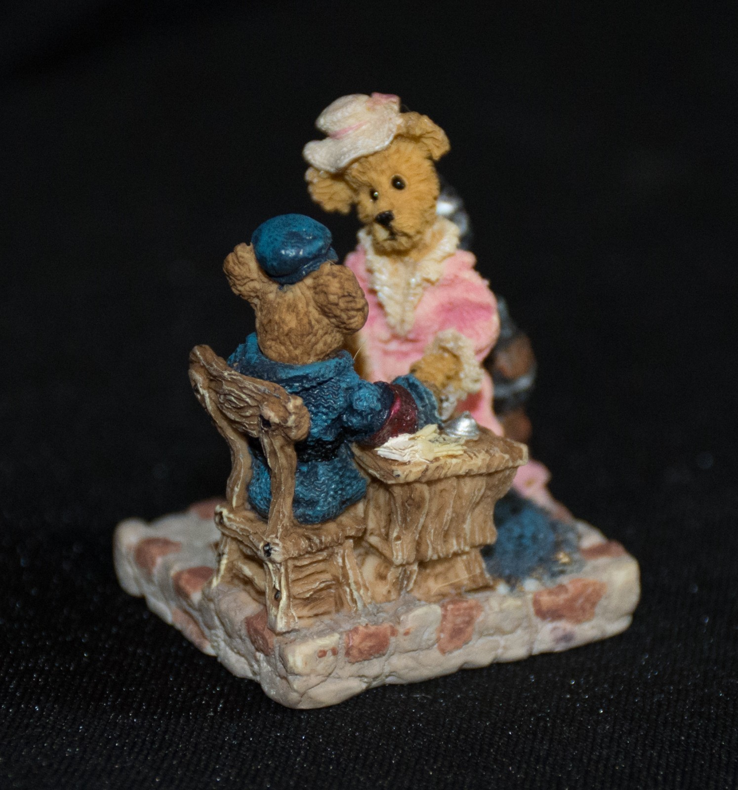 Boyd’s Bearly-Built Village Boyds Town Depot Bearsylvania Station w/accessories