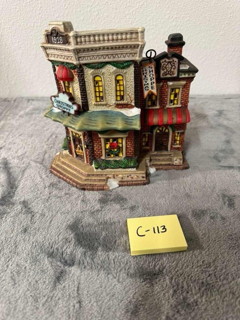2003 HEARTLAND VALLEY VILLAGE “Christmas ” PORCELAIN LIGHTED BUILDING
