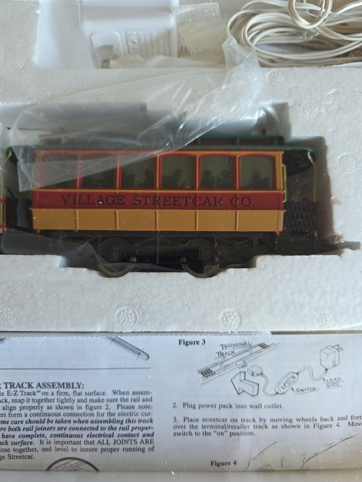 Department 56 Village Street Car W/Box Retired Christmas Snow Village Complete