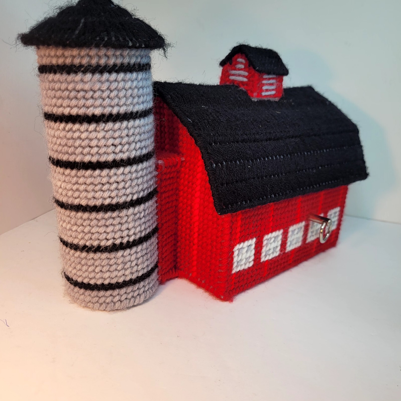 Plastic Canvas Country Barn Silo 9″x 6″ Hand Made Farm Village setting Diarama