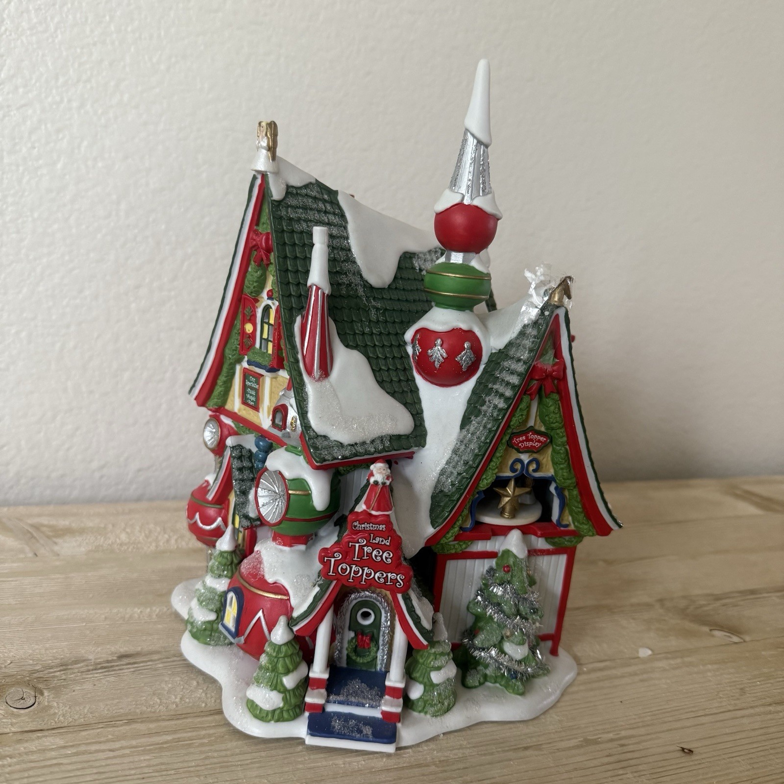 Department 56 Christmasland Tree Toppers North Pole Series #56.56960 Lighted