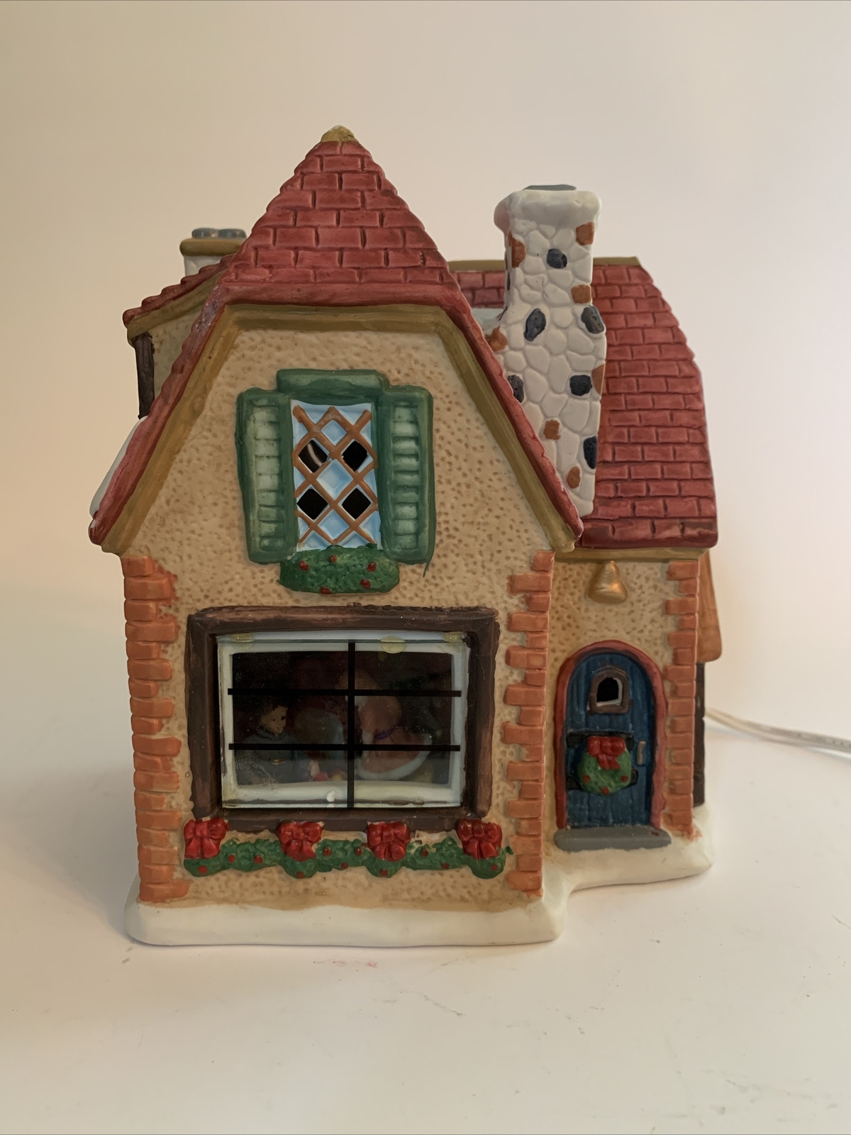 Porcelain House. Christmas Cottage