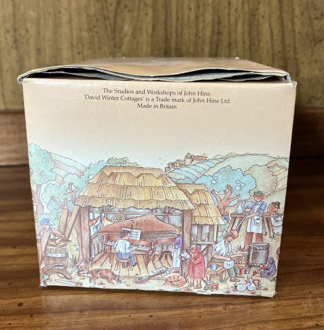 David Winter Cottages THE IVY COTTAGE 1982 Vintage Original Box & COA