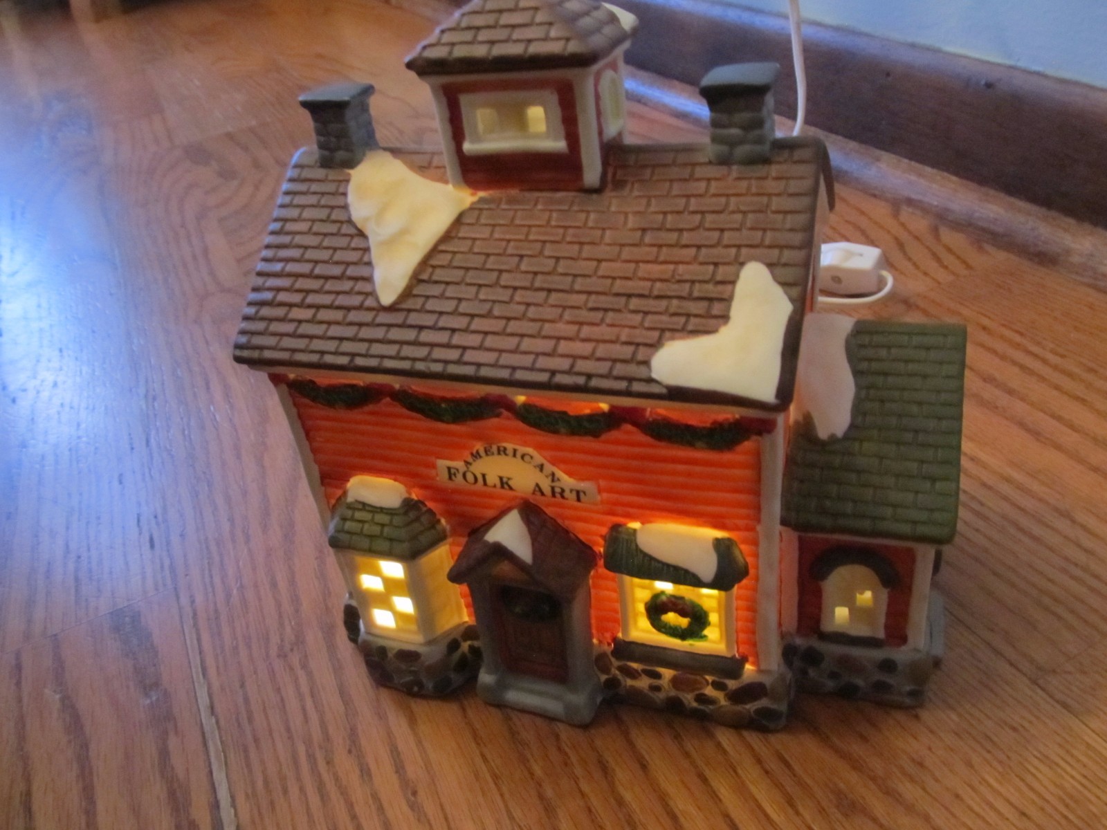 1995 Dicksen’s Keepsakes Antiques, American Folk Art