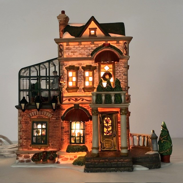 Santa’s Workbench The Terrace Tea Room 2002 Christmas Village Bldg Light Cord