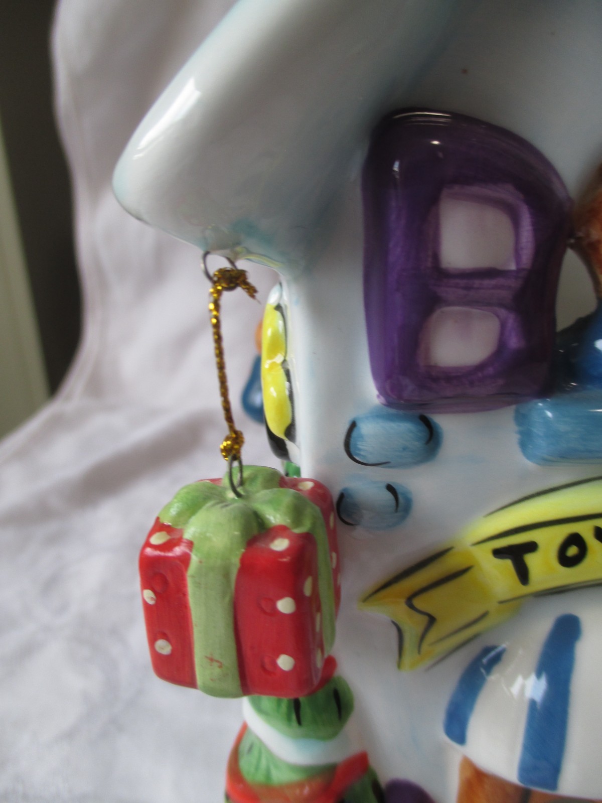 Elements TOY SHOP Christmas Tea-Light CANDLE HOLDER~Holiday Village~Ceramic