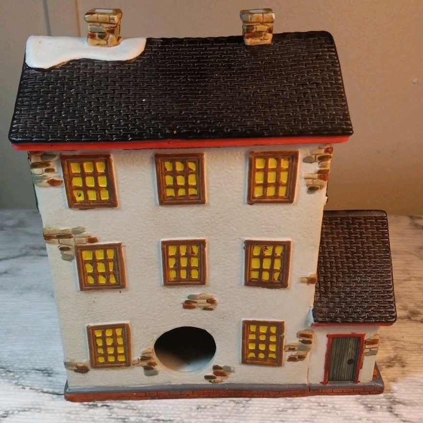 Lemax Jukebox Junction Porcelain 3 Story Cottage 1999 Village Collection