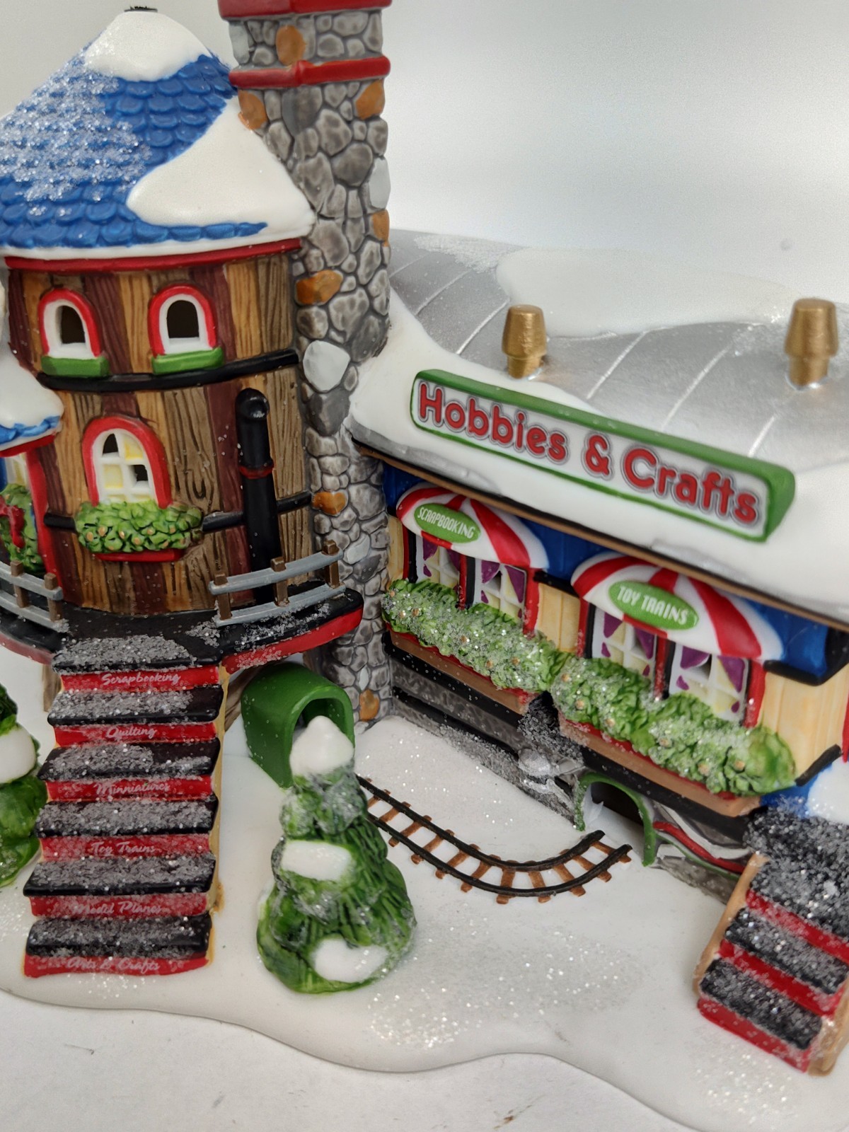 Department 56 North Pole Series 15 Year Edition Art’s Hobbies & Crafts #56.56897