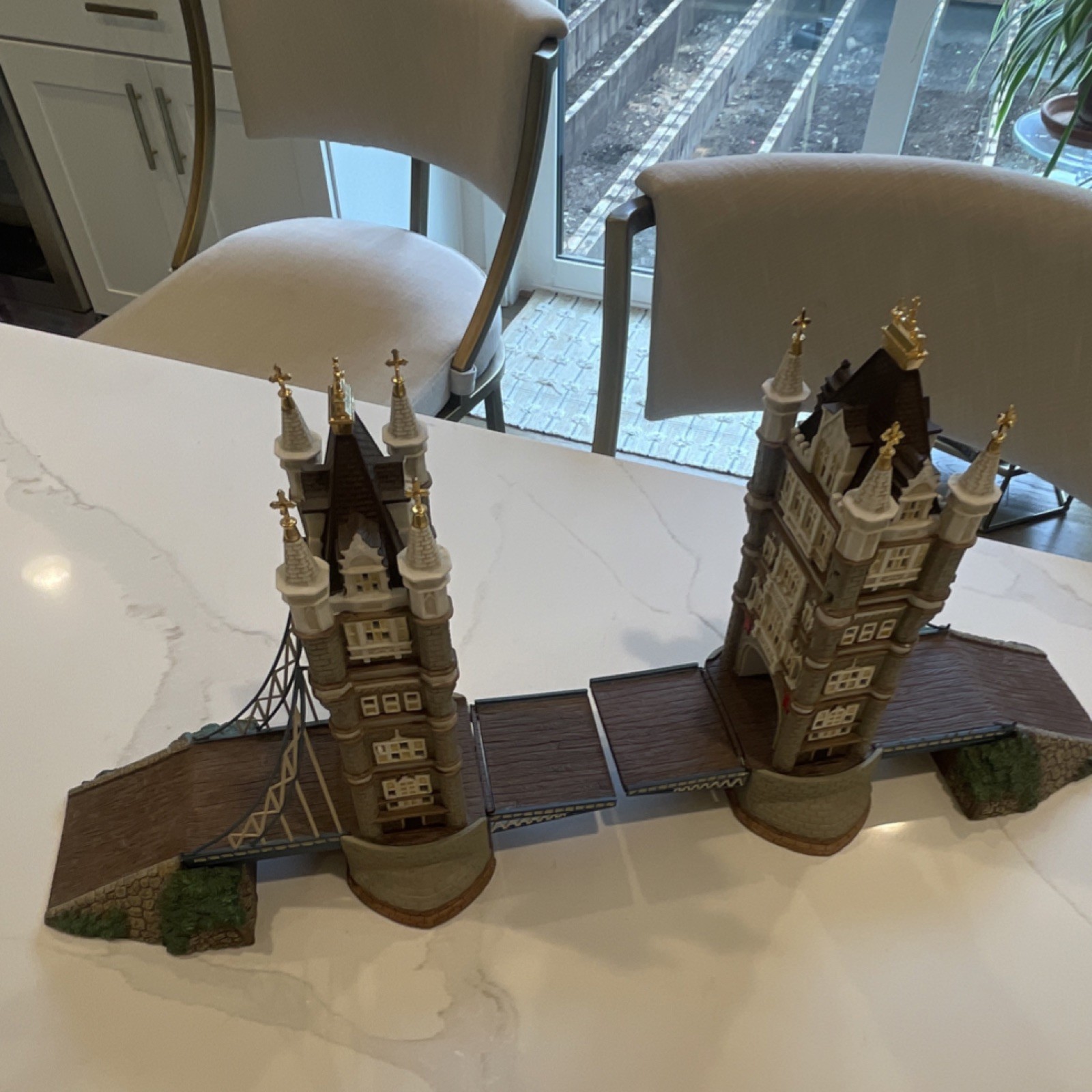 Department 56 Dickens Village London Tower Bridge Ceramic Limited Edition 2003