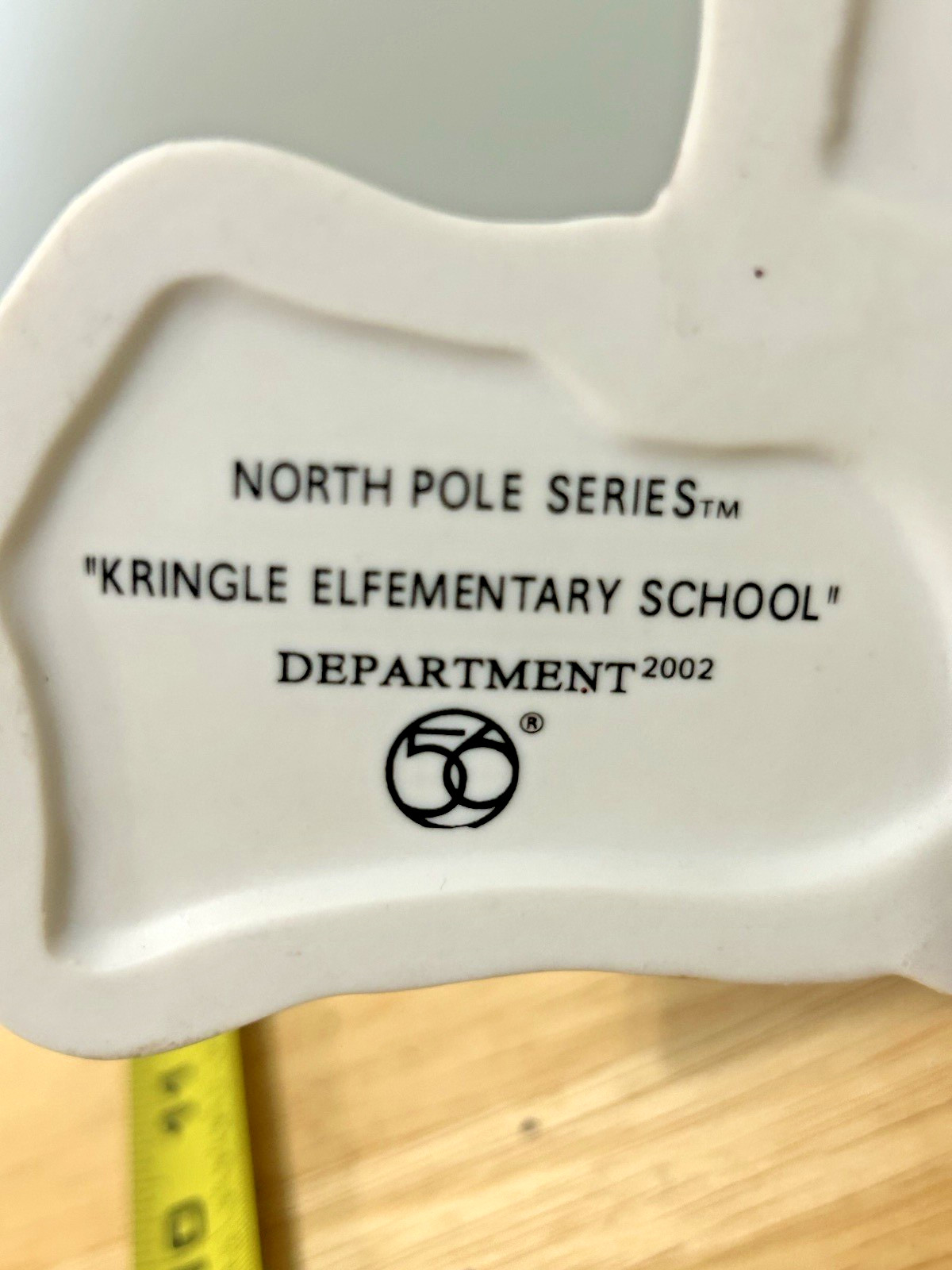 Department 56 North Pole Series Kringle Elementary School Village 2002