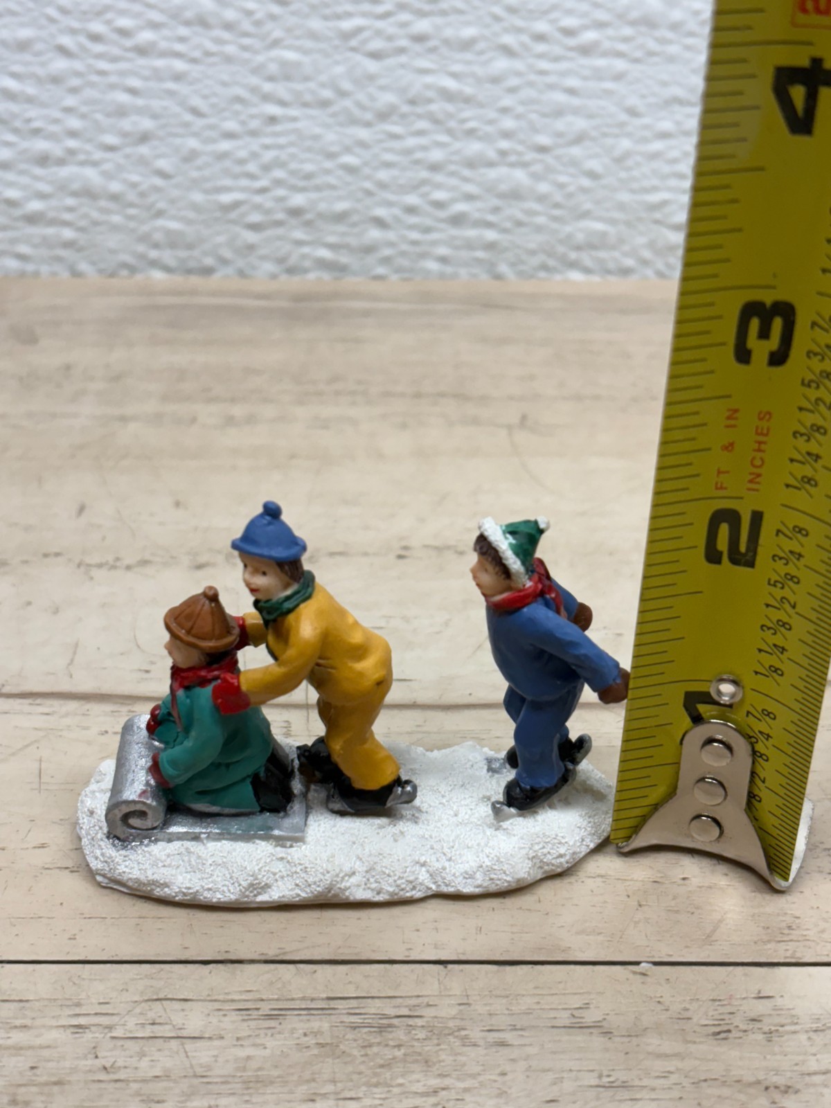Set Of 3 Christmas Village Ceramic Figurines People And Arch