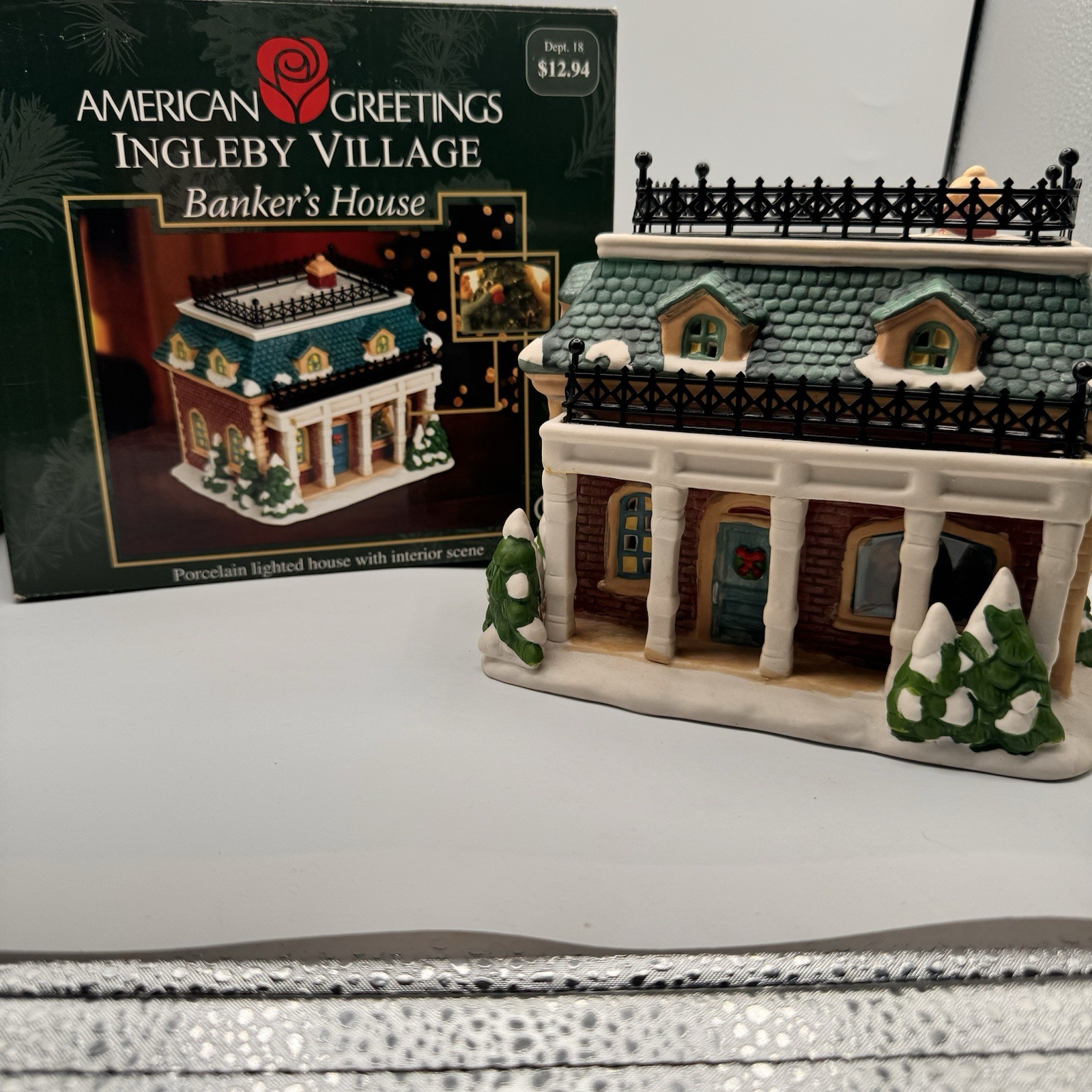 VTG American Greetings Ingleby Village Lighted Banker’s House Christmas Decor