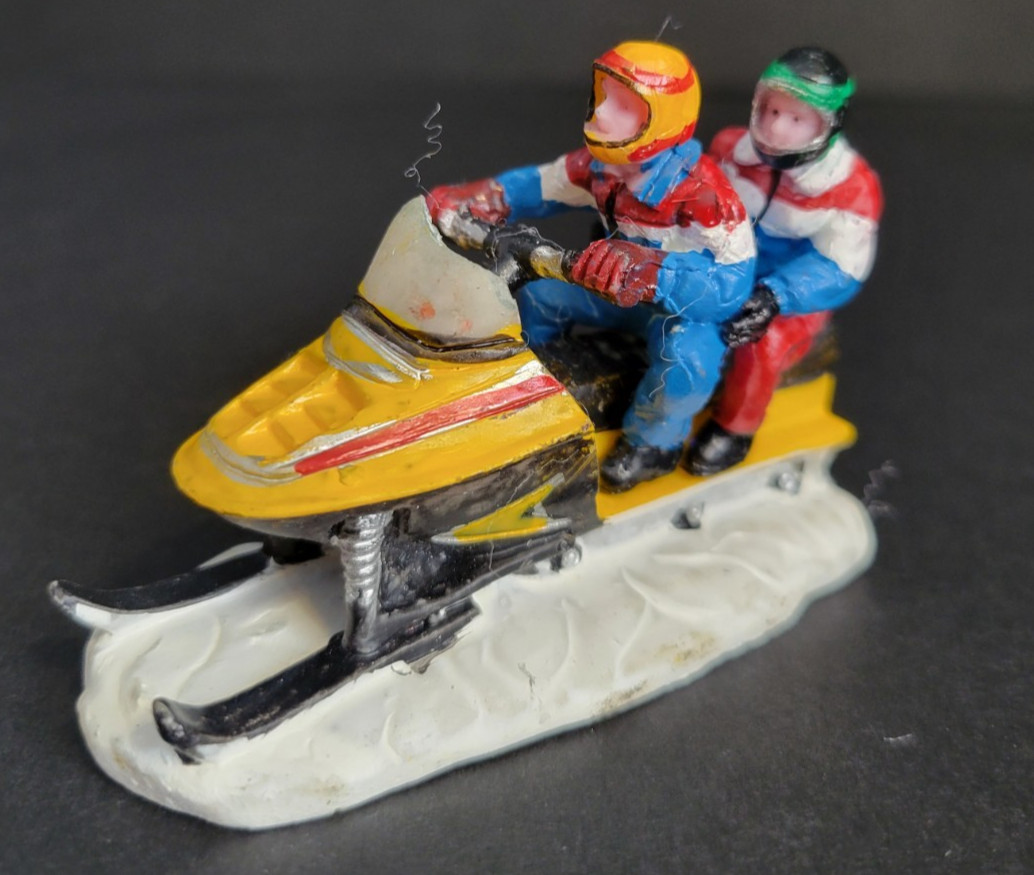 Lemax Christmas Village Town Double The Fun 73208 Snowmobile Broken Windshield