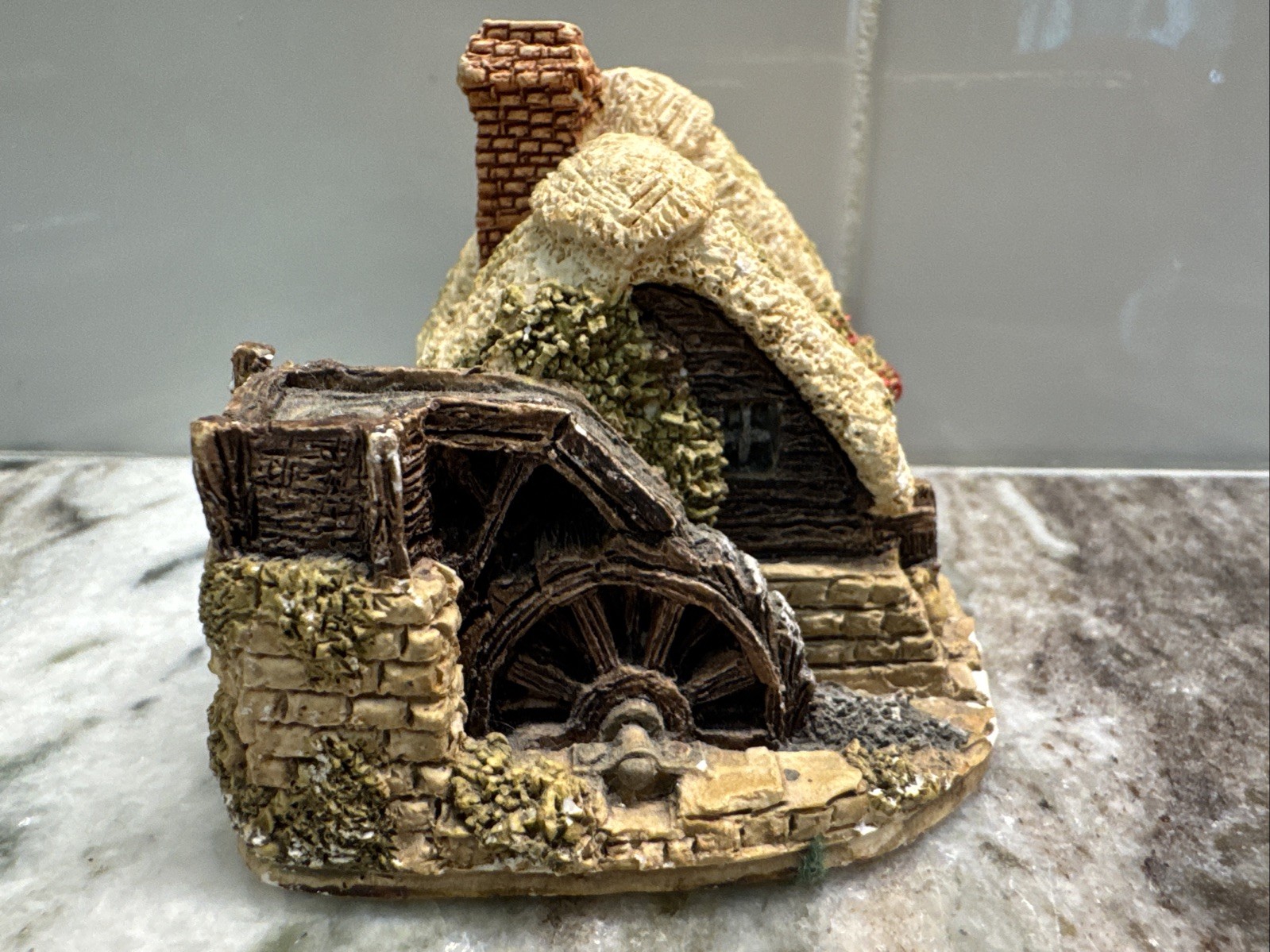 Lilliput Lane “Watermill”Handmade in Cumbria, United Kingdom, 1985 PO-VG++