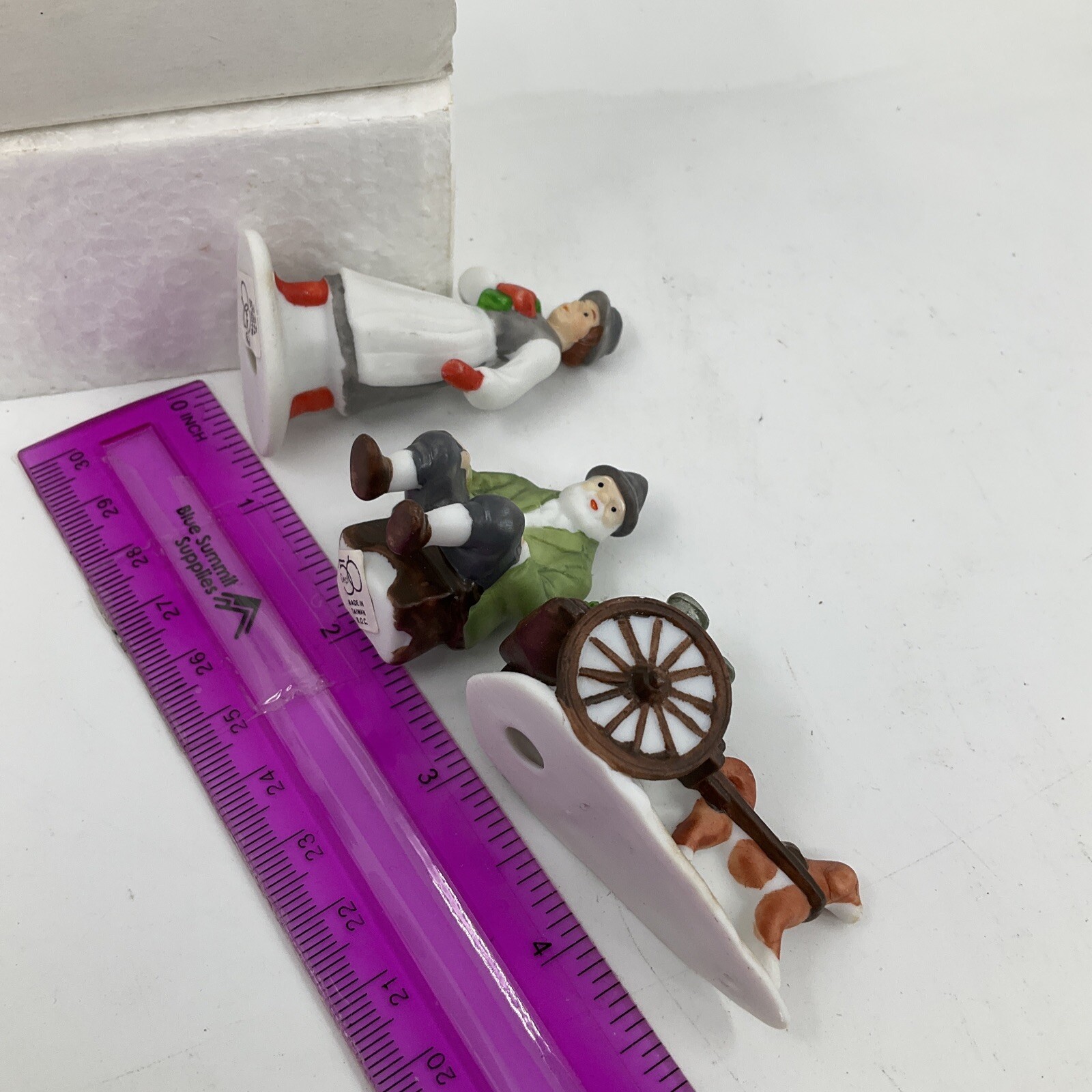 DEPARTMENT 56 ALPINE VILLAGERS SET OF 3 HERITAGE COLLECTION ALPINE VILLAGE EUC