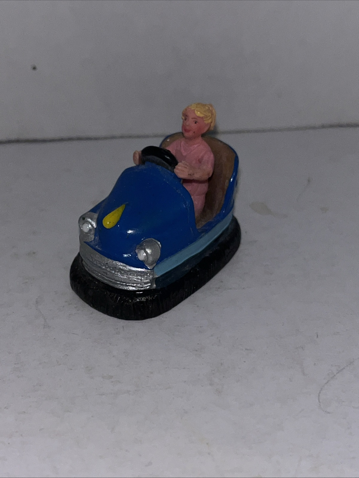 LEMAX Village Carnival Circus CRAZY CARS Blue Bumper CAR AND WOMAN ONLY 2006