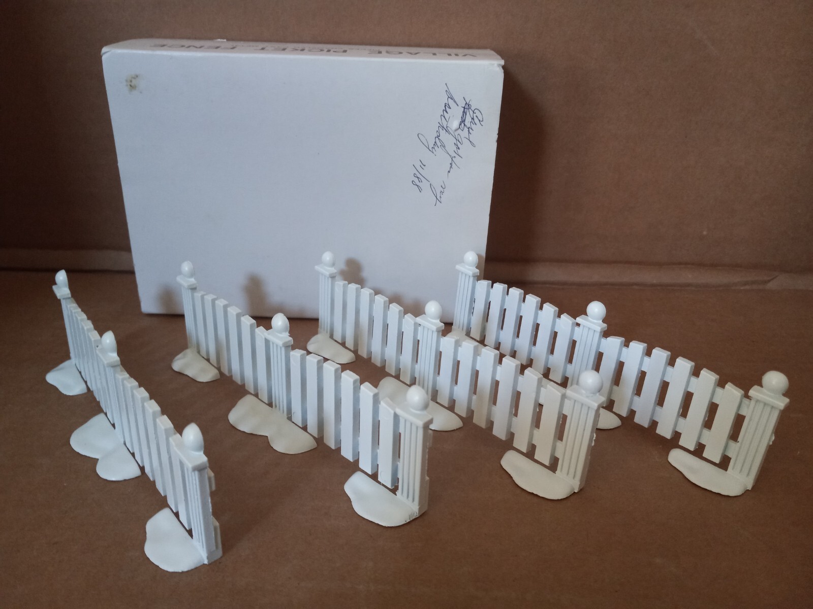 Department 56 Snow Village White Picket Fence #5101-2 Cast Metal Dept 56