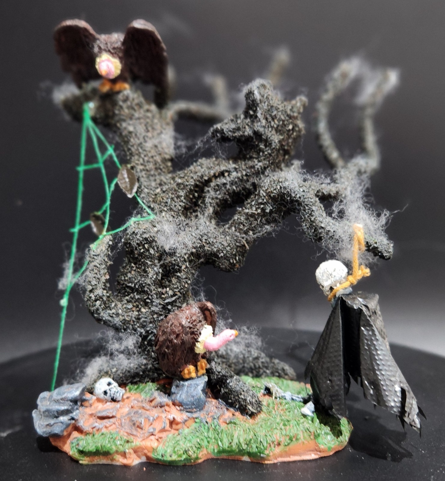 Lemax Spooky Town SPOOKY TREE VULTURES #83674 • RETIRED • NEW