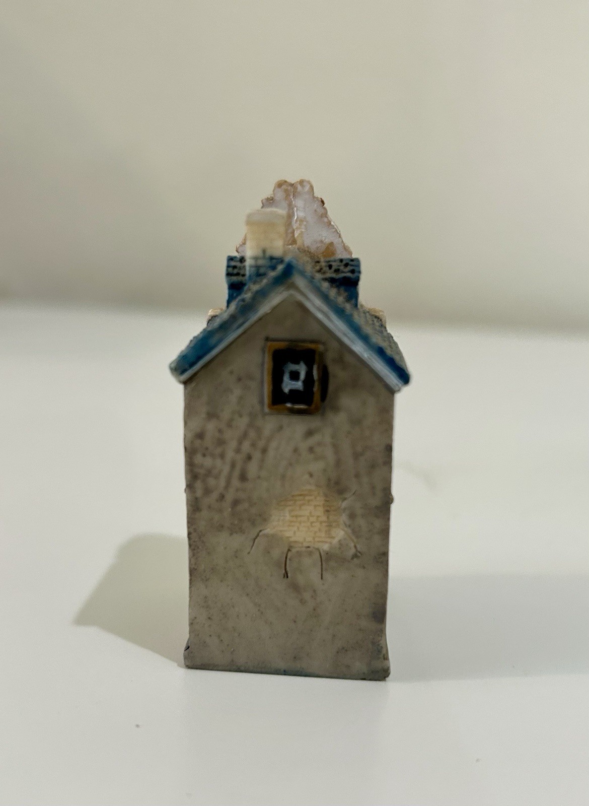 5 Miniature Buildings figurines Stores collectibles Christmas village scene