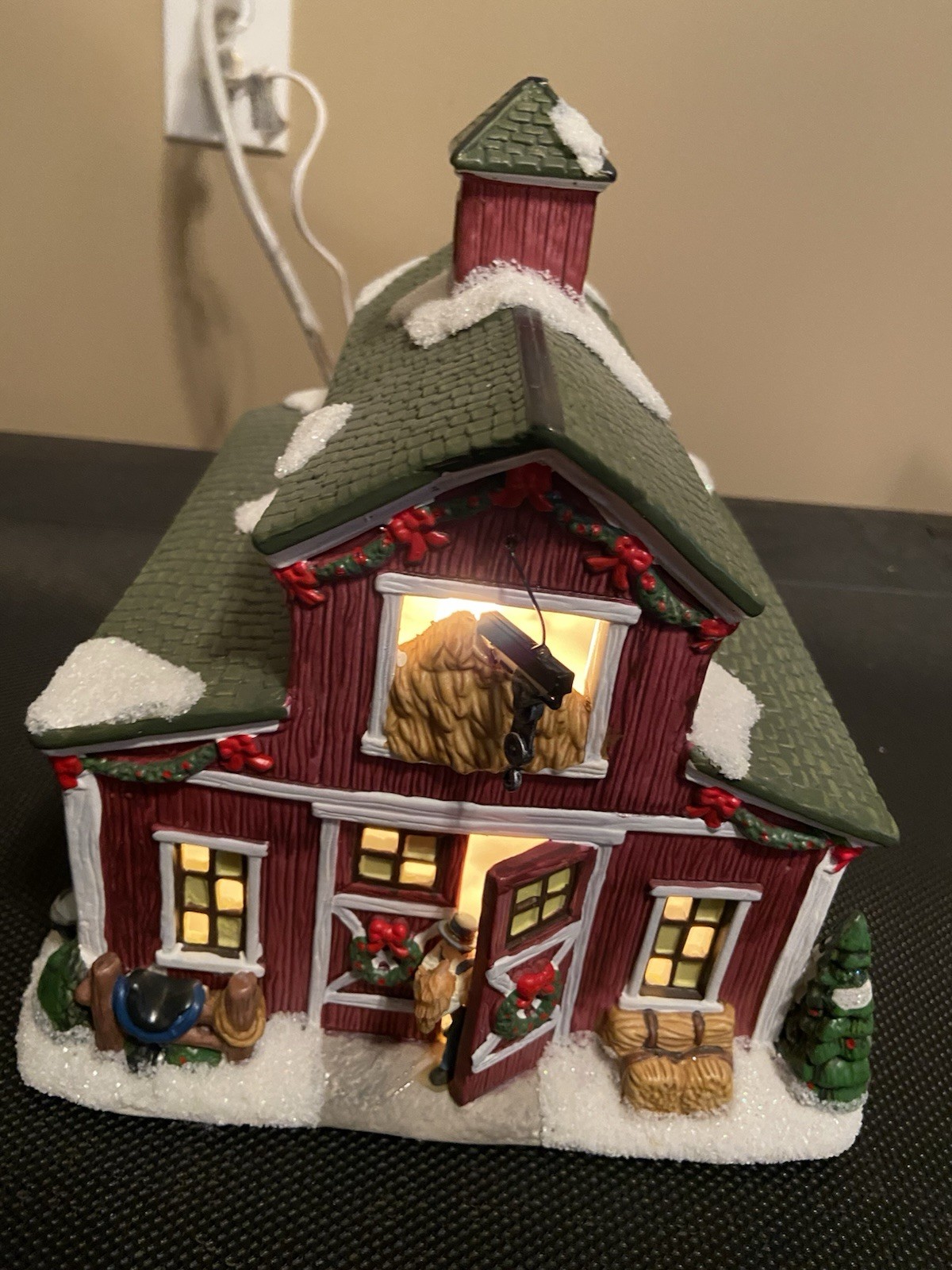 St. Nicholas Square Christmas Village Illuminated Country Stable 2009 Retired