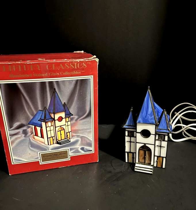 Vintage Century Classics illuminated Stained Glass Collectible Church with Box