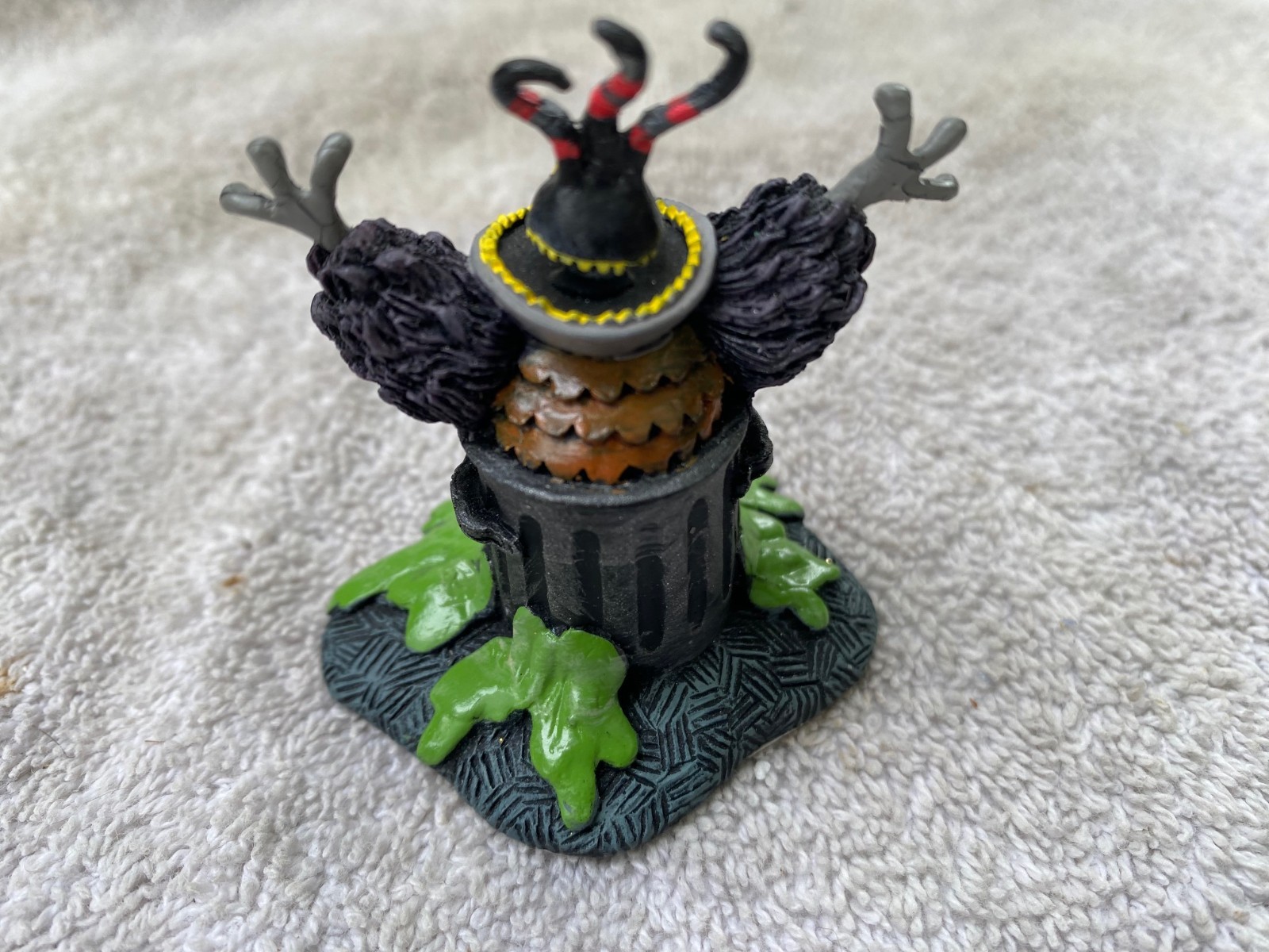 Hawthorne Village Nightmare Before Christmas – Slime Factory