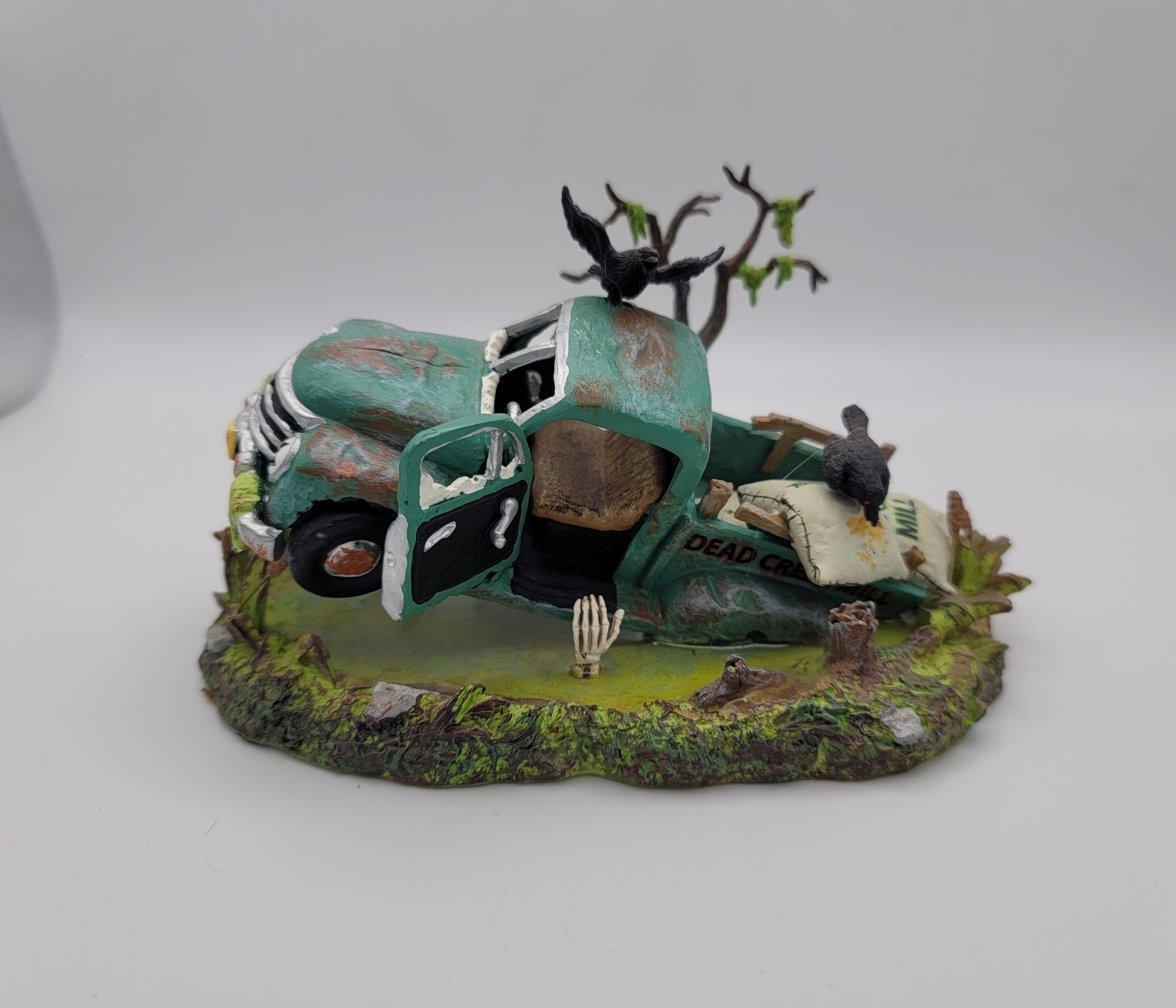 2006 Department 56 Dead Creek Mill Delivery Truck Halloween Snow Village RETIRED