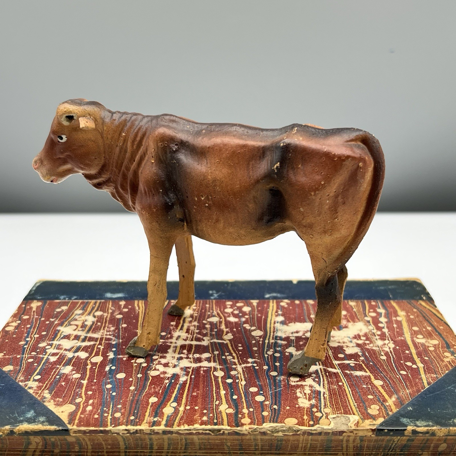Pre-War NATIVITY COW 3.75″ Germany CHRISTMAS VILLAGE Stick Leg Composite PUTZ