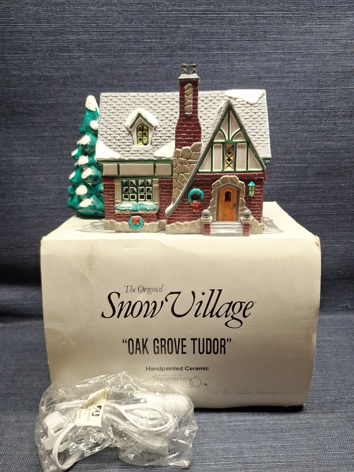 Department 56 Snow Village “OAK GROVE TUDOR” Robison HD Christmas House