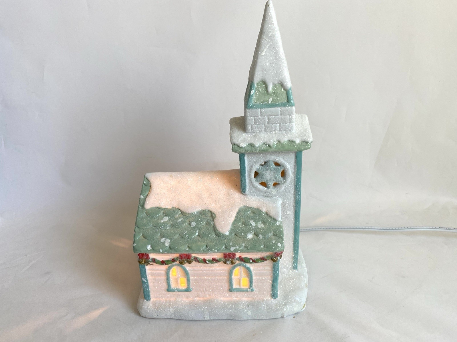 Vintage CHRISTMAS Village Lighted CERAMIC Mica Sugar GLITTER Xmas 9.5” CHURCH