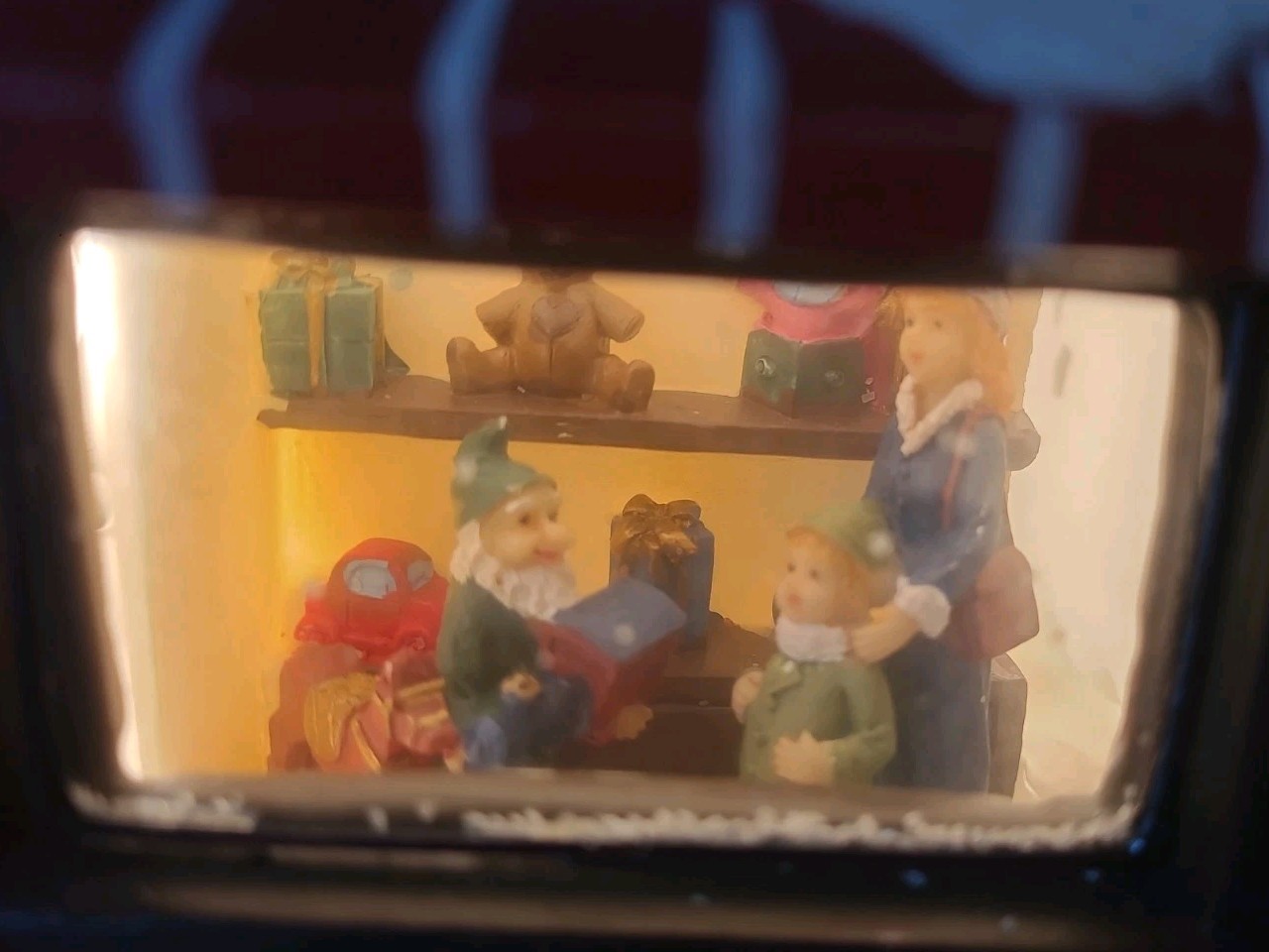St. Nicholas Square Christmas Village 2010 Santa’s Toy Chest Illuminated W/Box