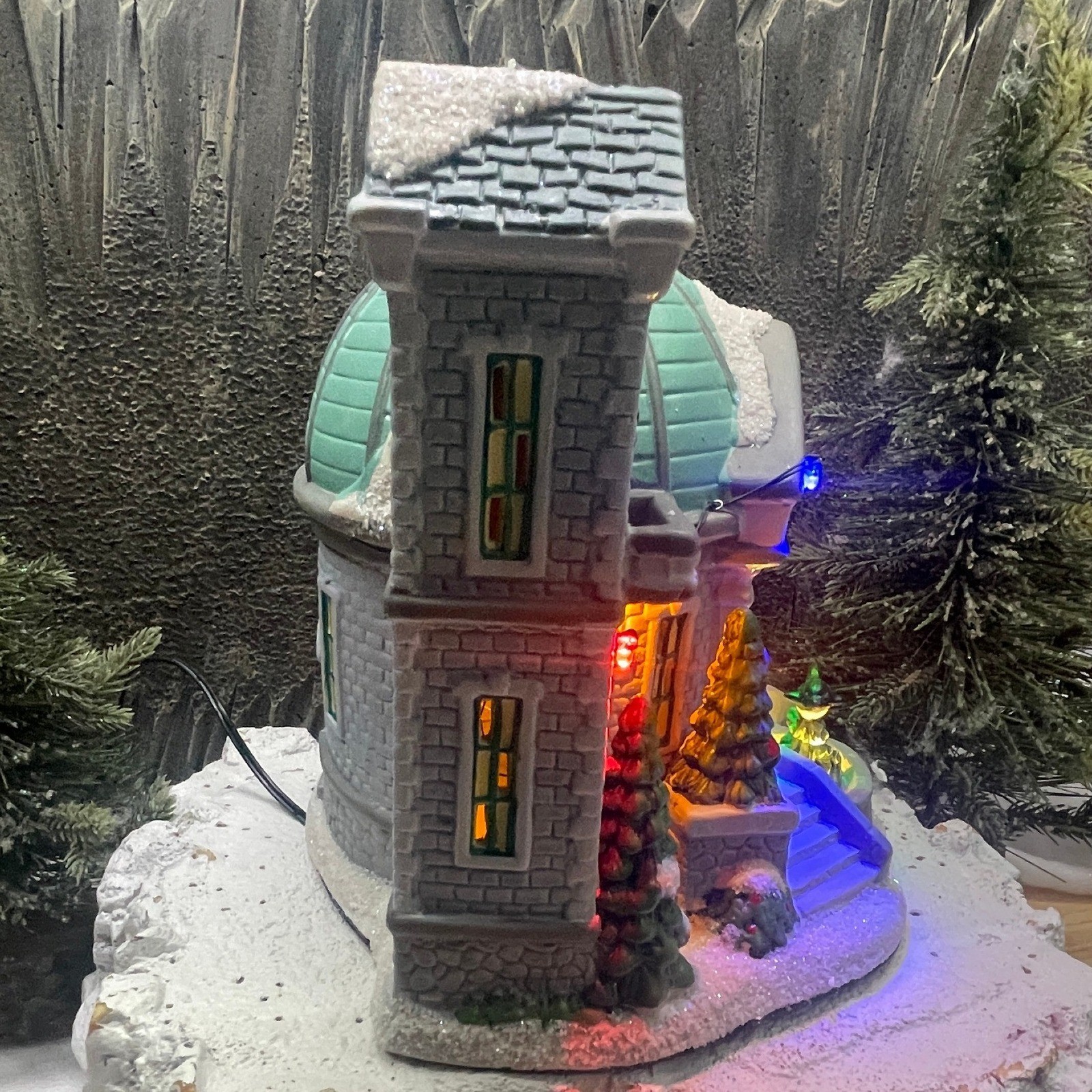 Carole Towne Collection 2022 AQUARIUM LED Light Up Christmas Village 4950847